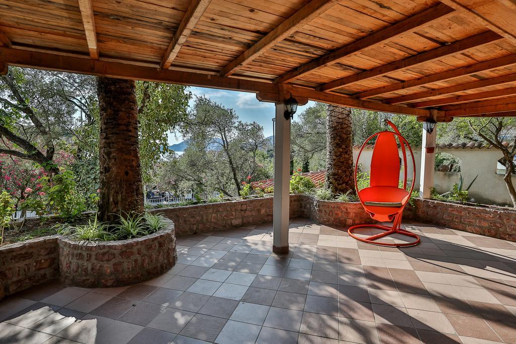 Milan'S Apartments Sveti Stefan Zewnętrze zdjęcie