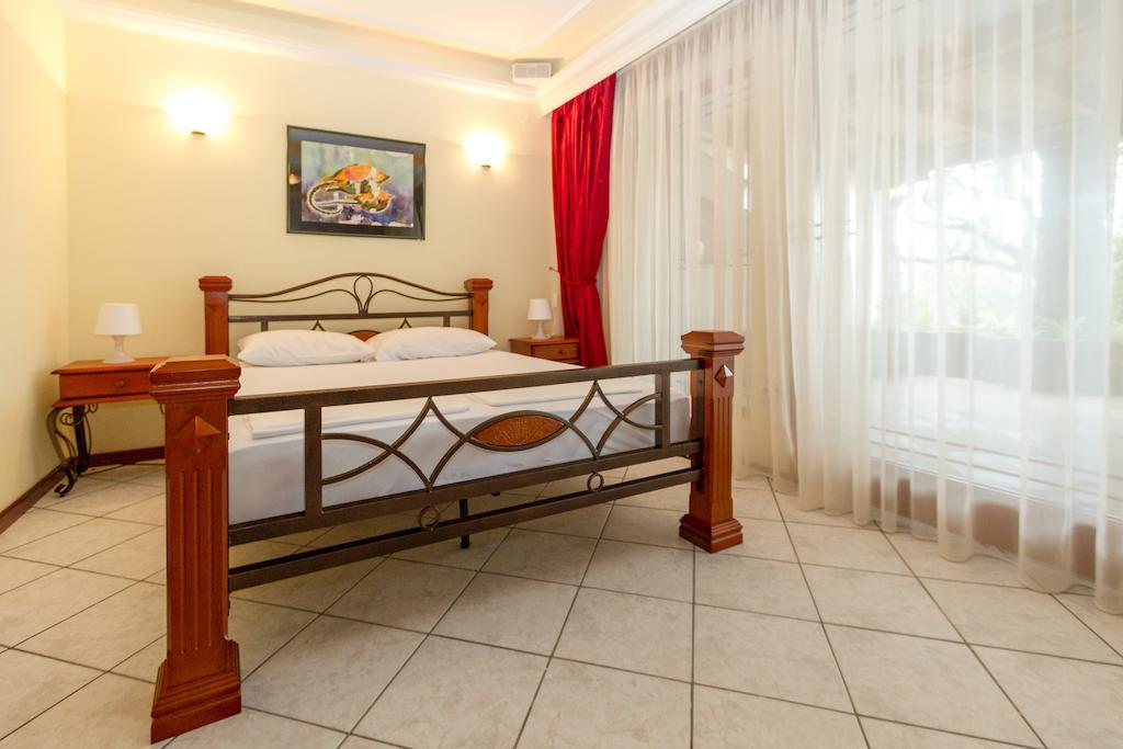 Milan'S Apartments Sveti Stefan Pokój zdjęcie